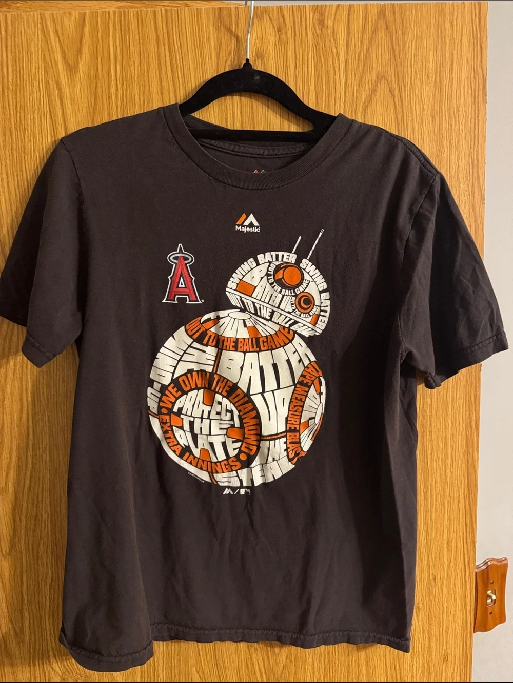 Majestic Los Angeles Angels Black Graphic T‑Shirt Star Wars collaboration BB-8